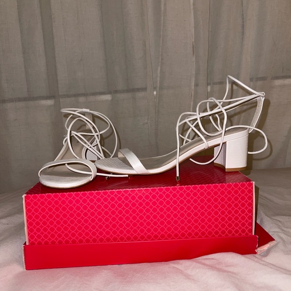 White Heels - Picture 5 of 5